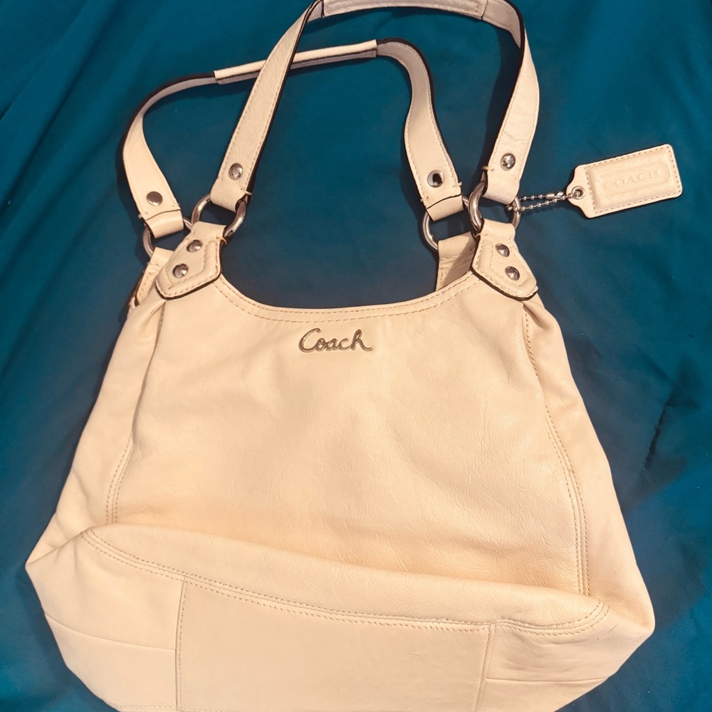 Coach Beige Leather Shoulder Bag